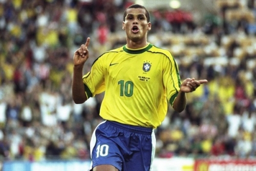 山西队在比 山西队在比