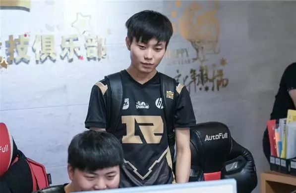 打破场上的 打破场上的