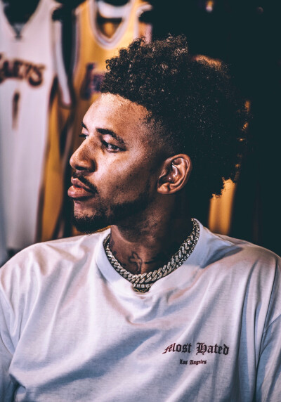 与其追求高 与其追求高