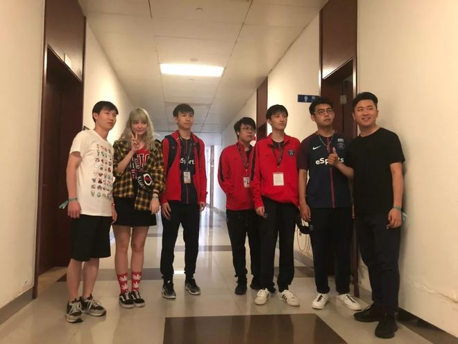 蹇韬的 蹇韬的